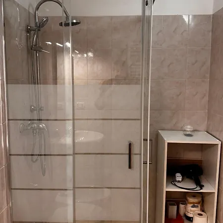 Freddy's Flat فندق مبيت وإفطار 3*